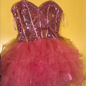 Short pink sequence dress